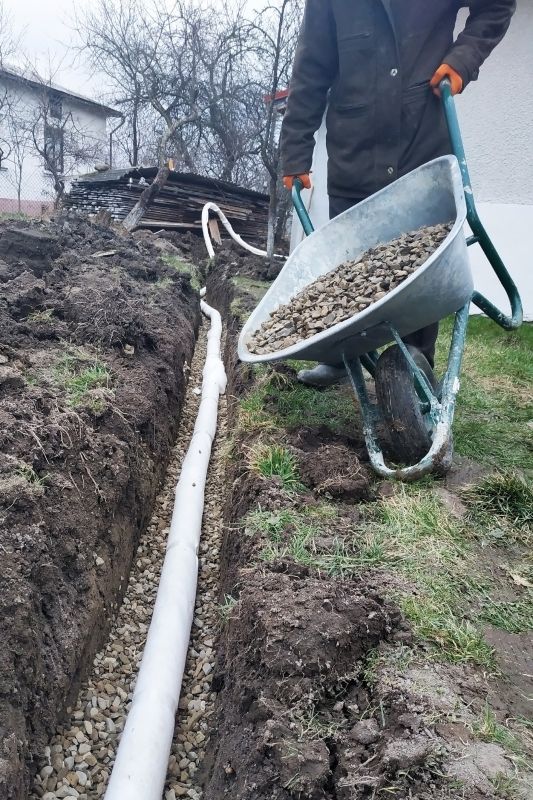 Drainage installation